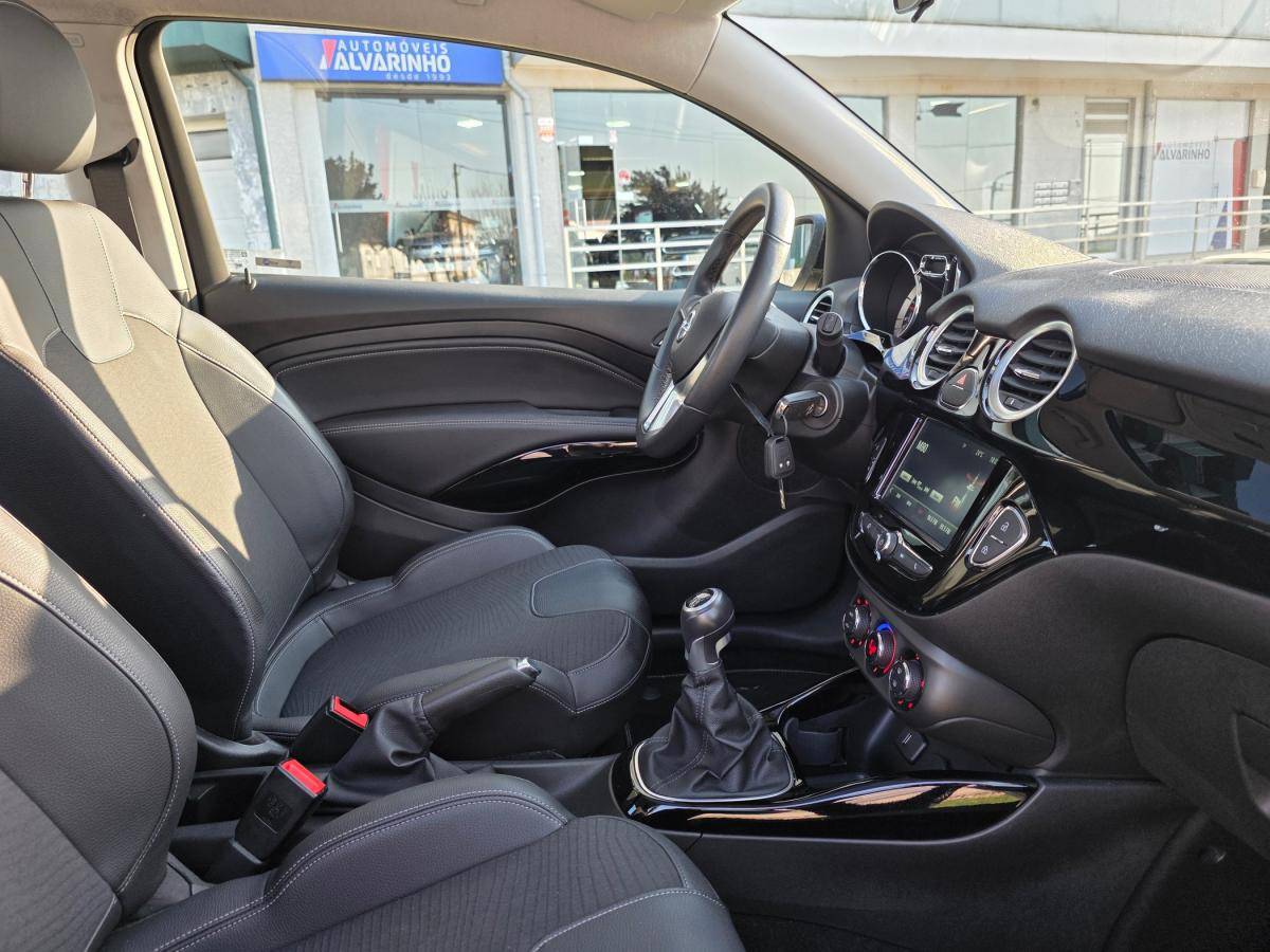 opel-adam-2017-gasolina-999cc