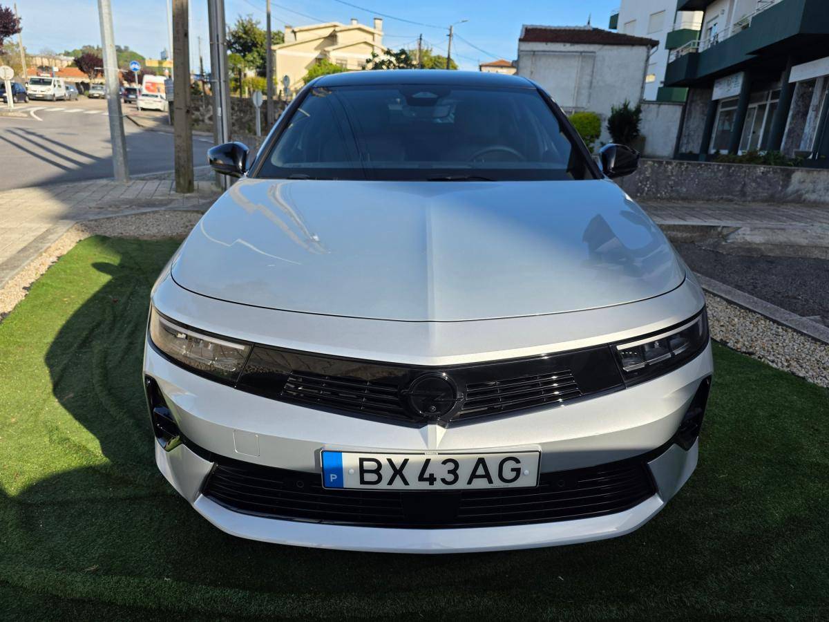 opel-astra-sport-tourer-2025-gasolina-1199cc