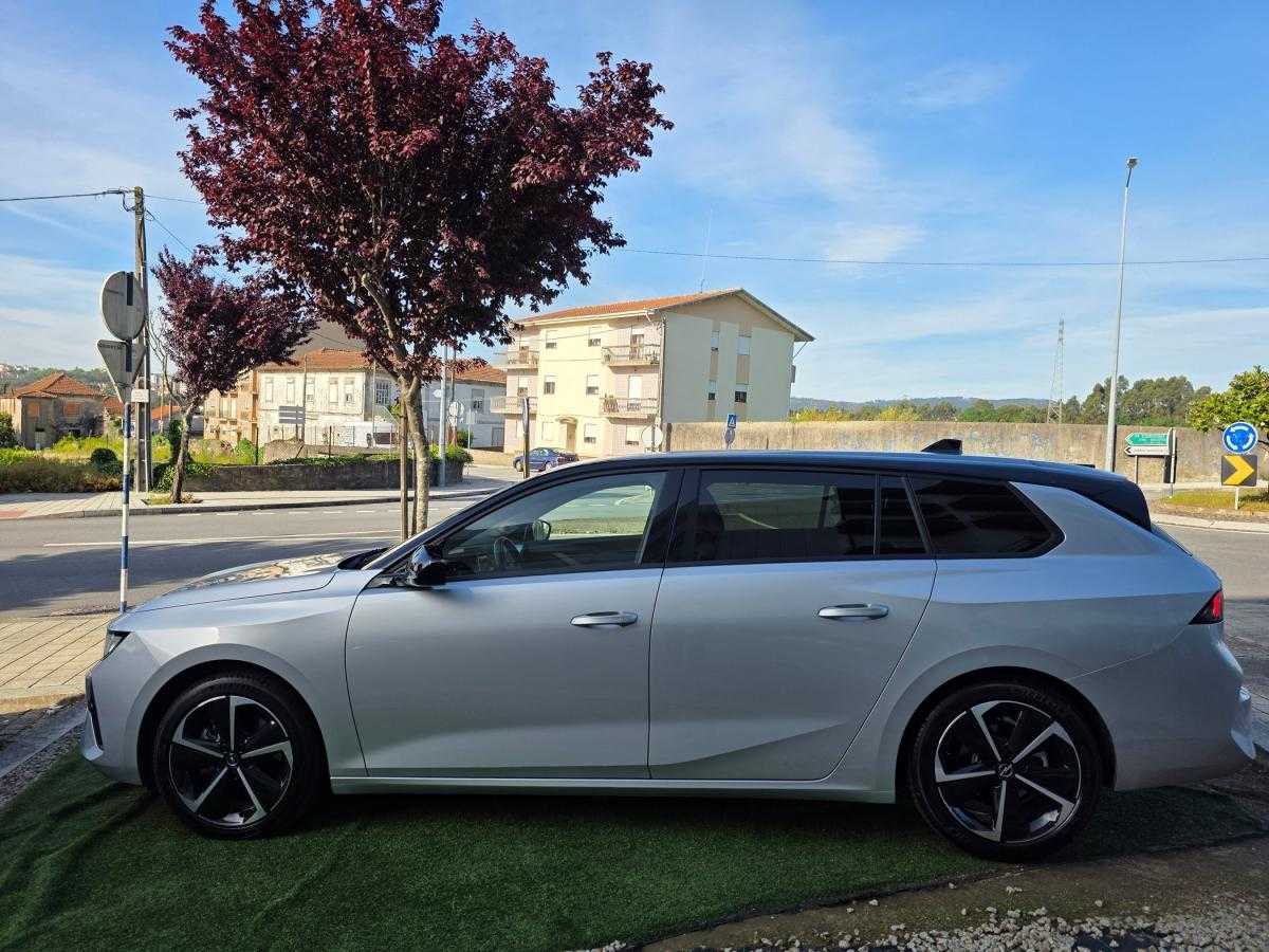 opel-astra-sport-tourer-2025-gasolina-1199cc