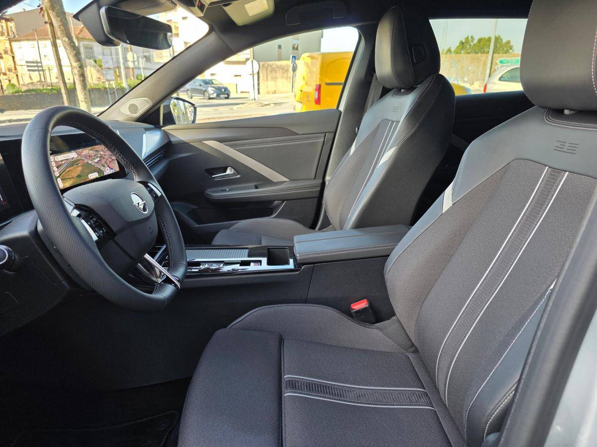 opel-astra-sport-tourer-2025-gasolina-1199cc