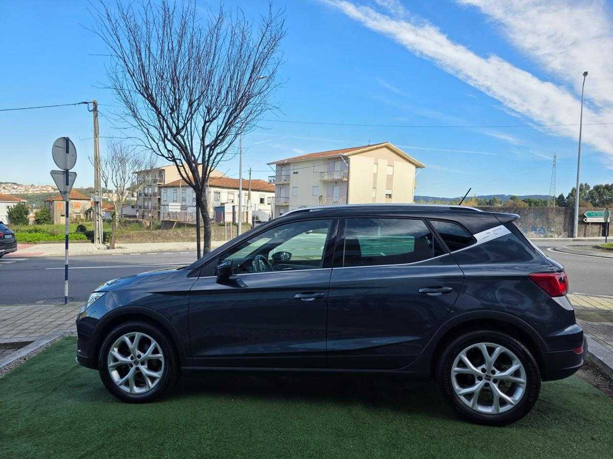 seat-arona-2023-gasolina-999cc