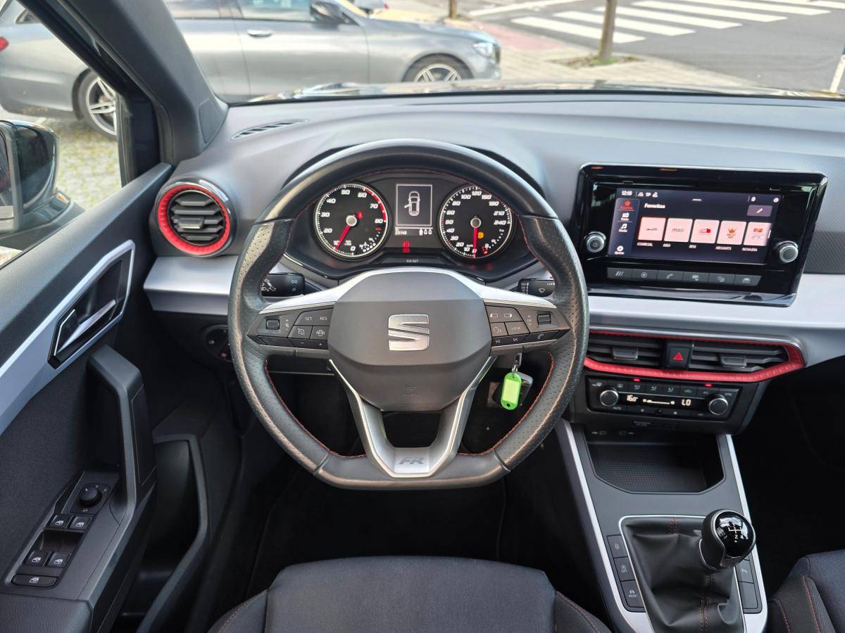 seat-arona-2023-gasolina-999cc