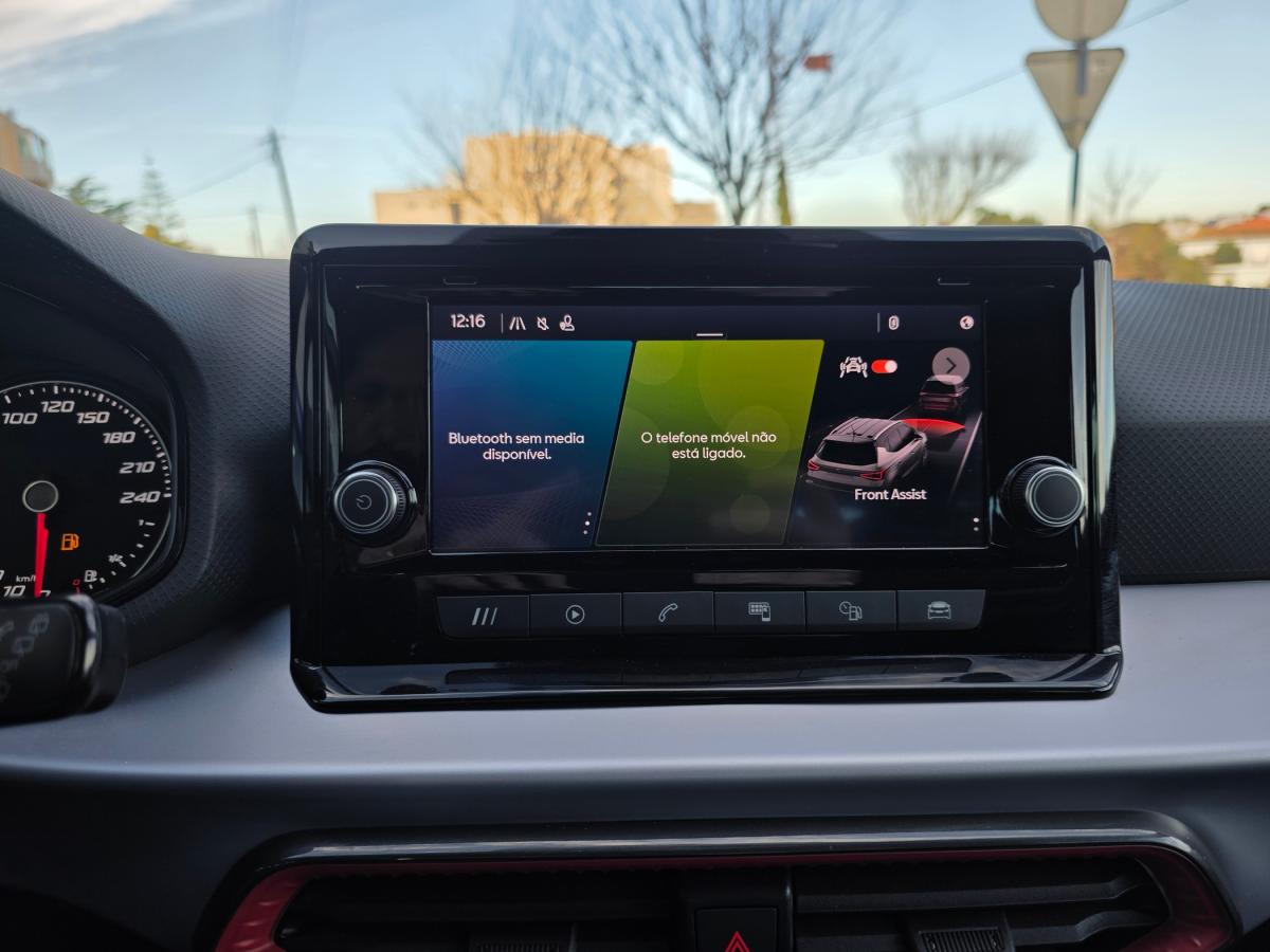 seat-arona-2023-gasolina-999cc