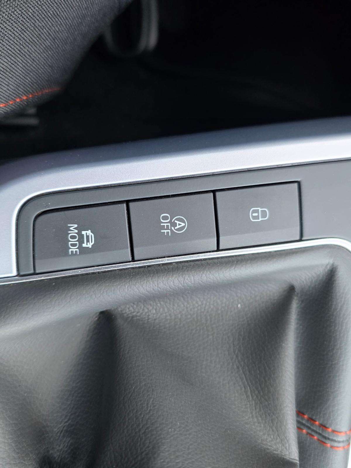 seat-arona-2023-gasolina-999cc