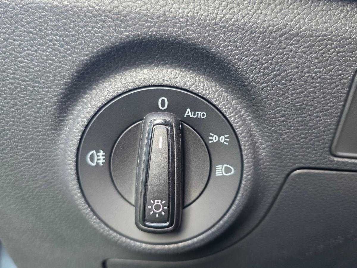 seat-arona-2023-gasolina-999cc