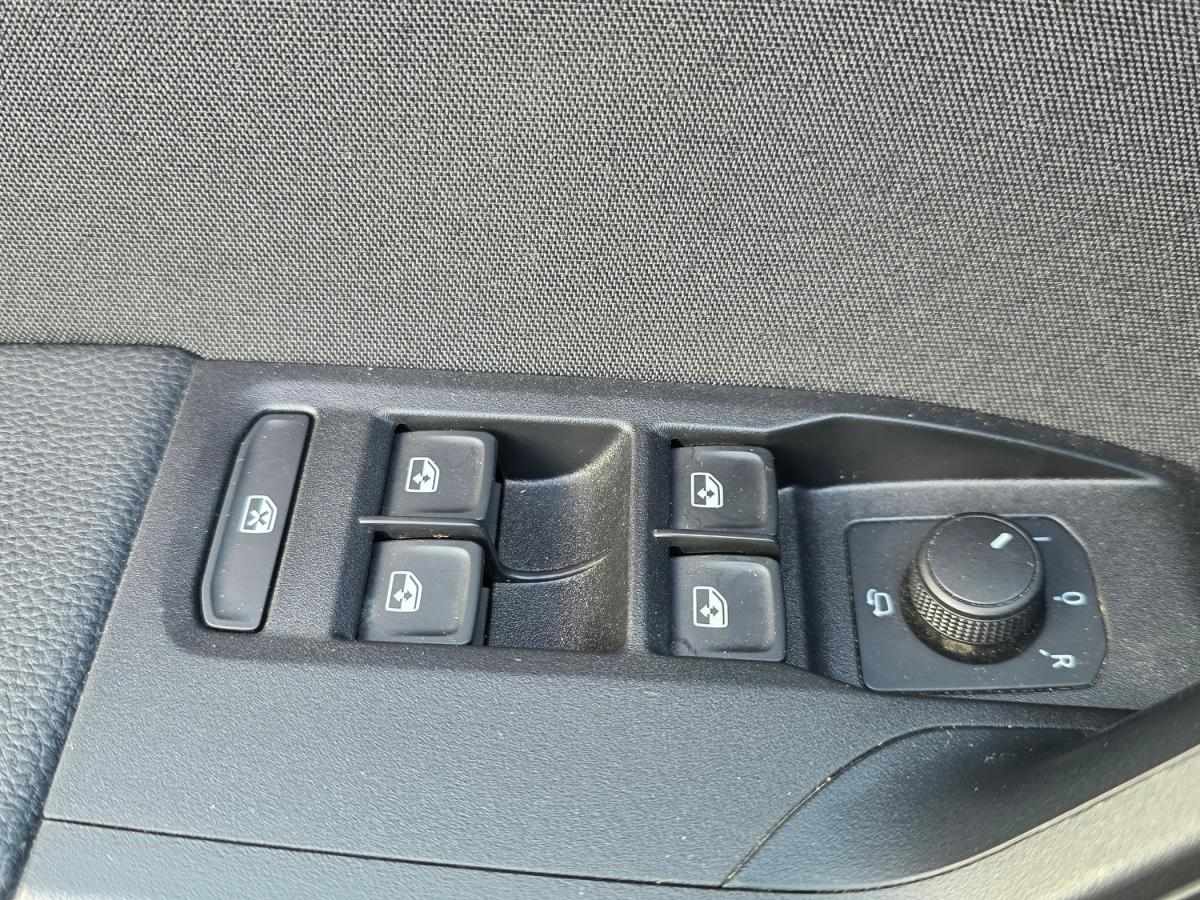 seat-arona-2023-gasolina-999cc