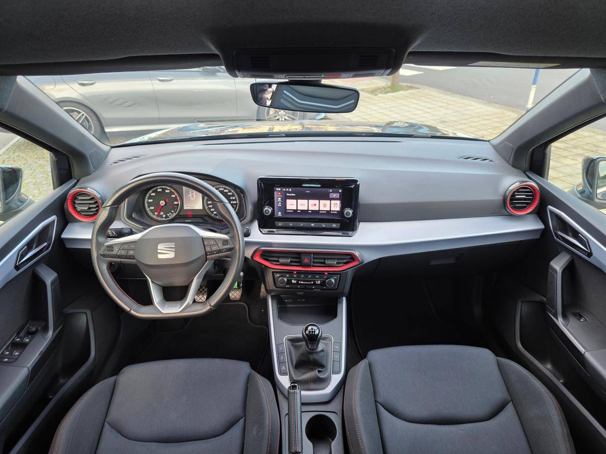 seat-arona-2023-gasolina-999cc