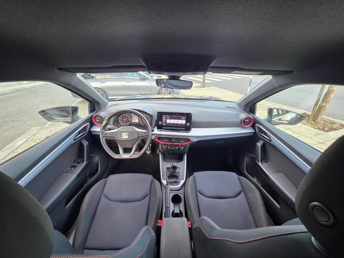 seat-arona-2023-gasolina-999cc