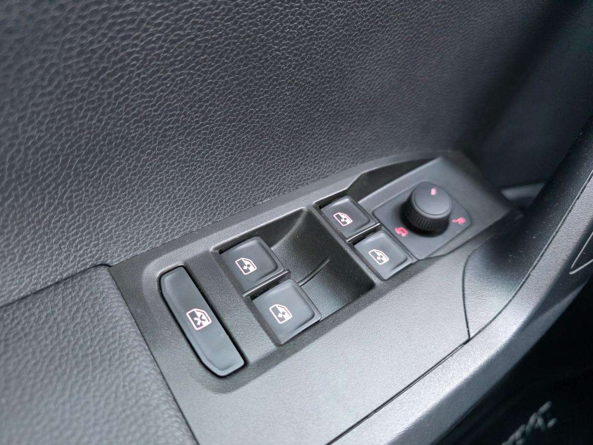 seat-ibiza-2024-gasolina-999cc