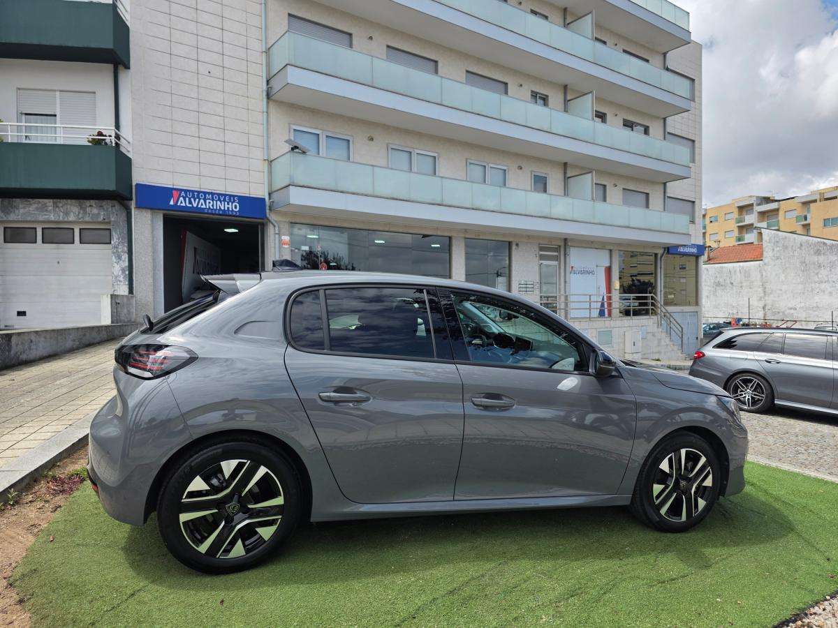 peugeot-208-2025-gasolina-1199cc