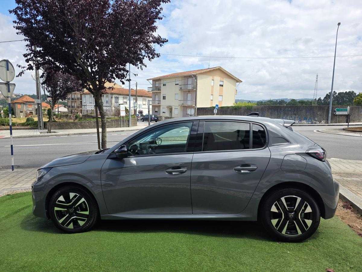 peugeot-208-2025-gasolina-1199cc