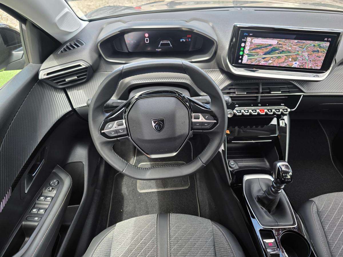 peugeot-208-2025-gasolina-1199cc