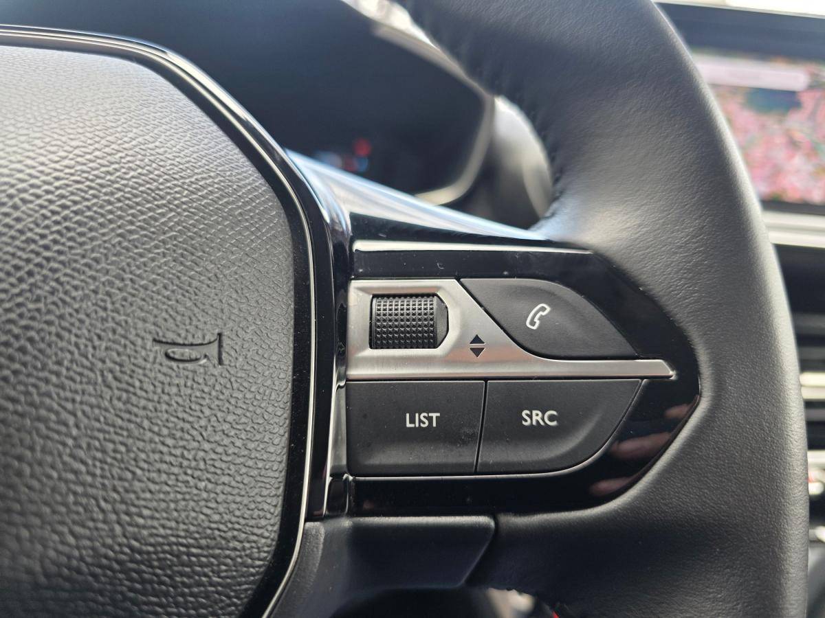 peugeot-208-2025-gasolina-1199cc