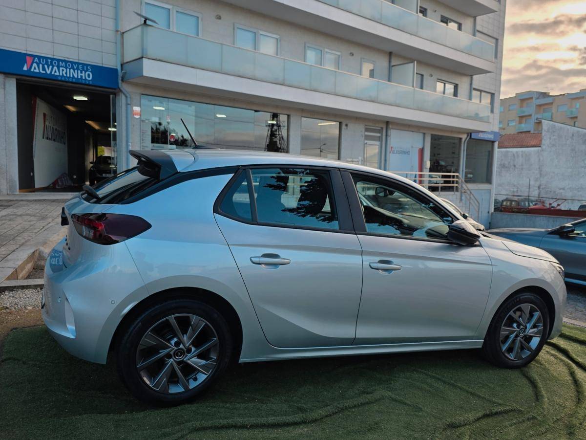 opel-corsa-2025-gasolina-1199cc