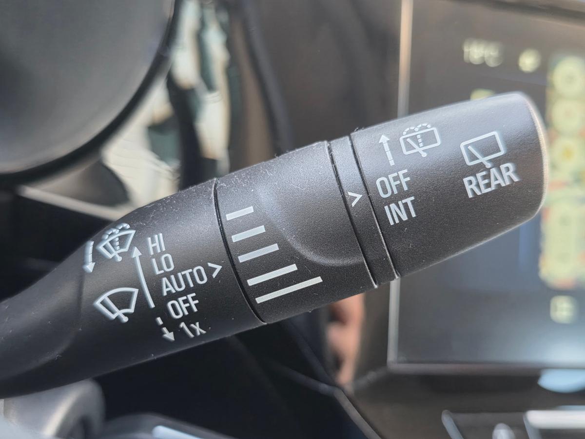 opel-corsa-2025-gasolina-1199cc