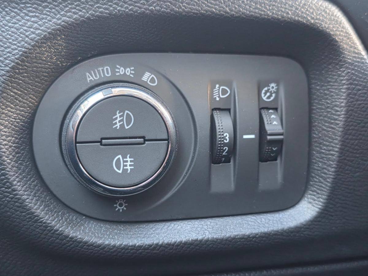 opel-corsa-2025-gasolina-1199cc