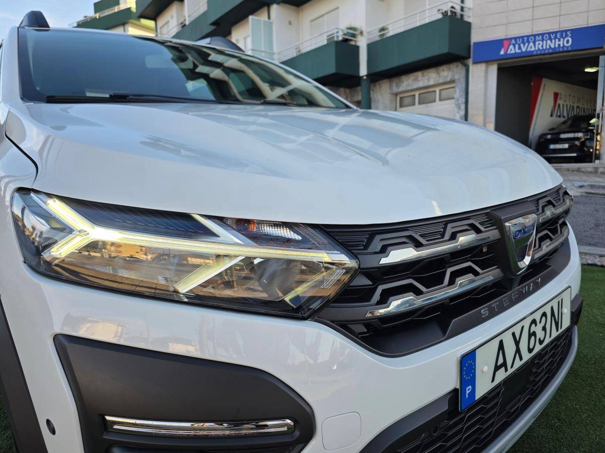 dacia-sandero-2023-gasolina-999cc