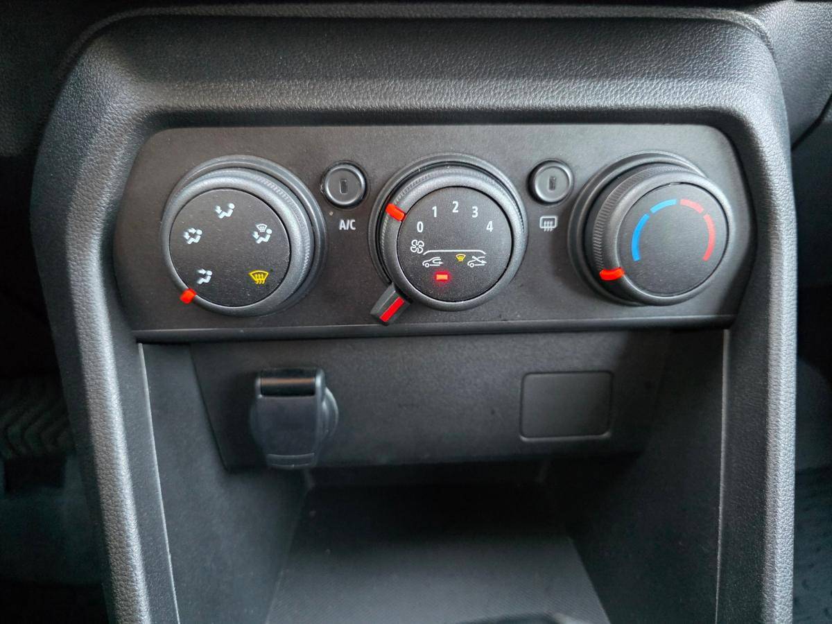 dacia-sandero-2023-gasolina-999cc