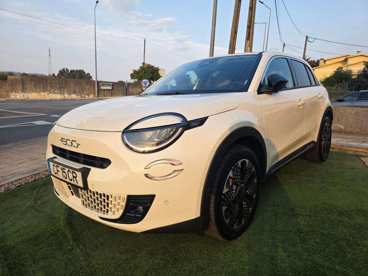 fiat-600-2026-gasolina-1199cc
