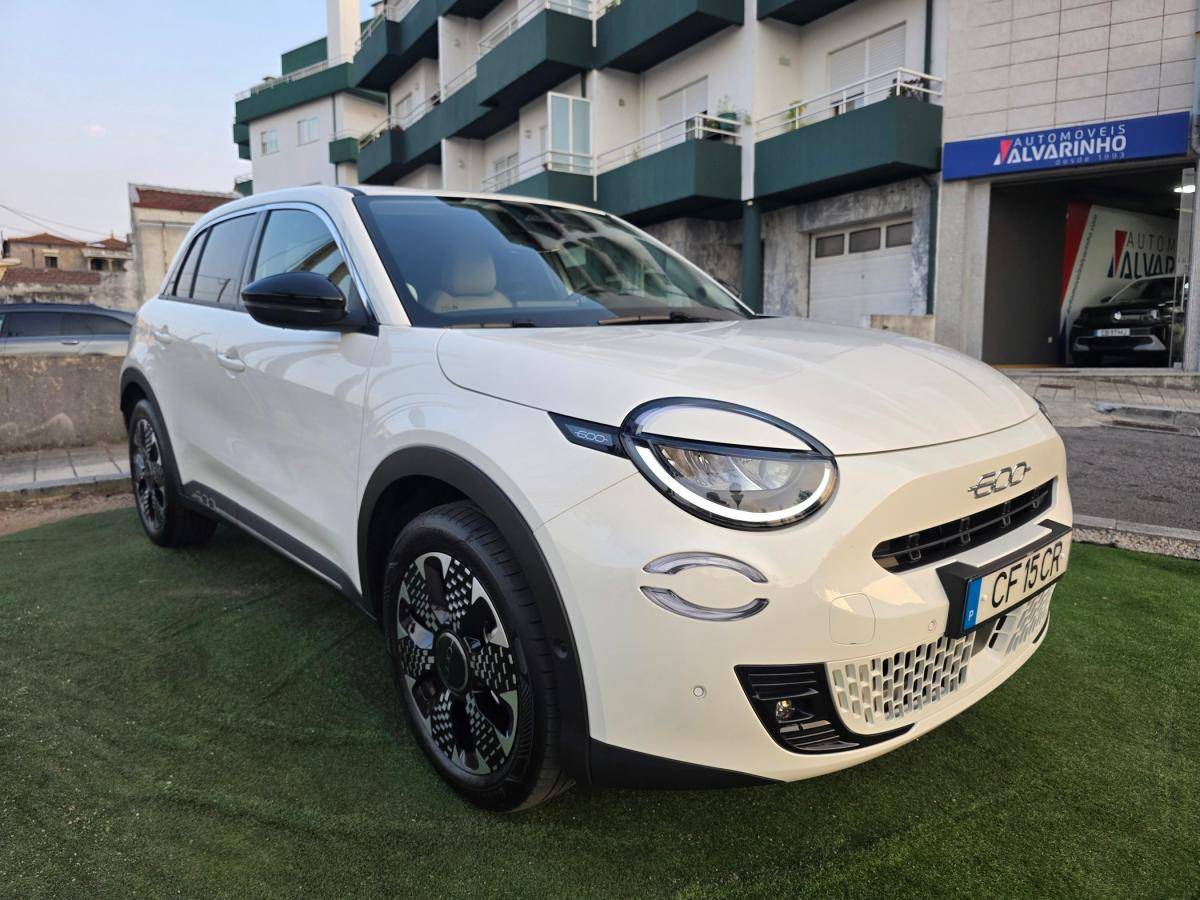 fiat-600-2026-gasolina-1199cc
