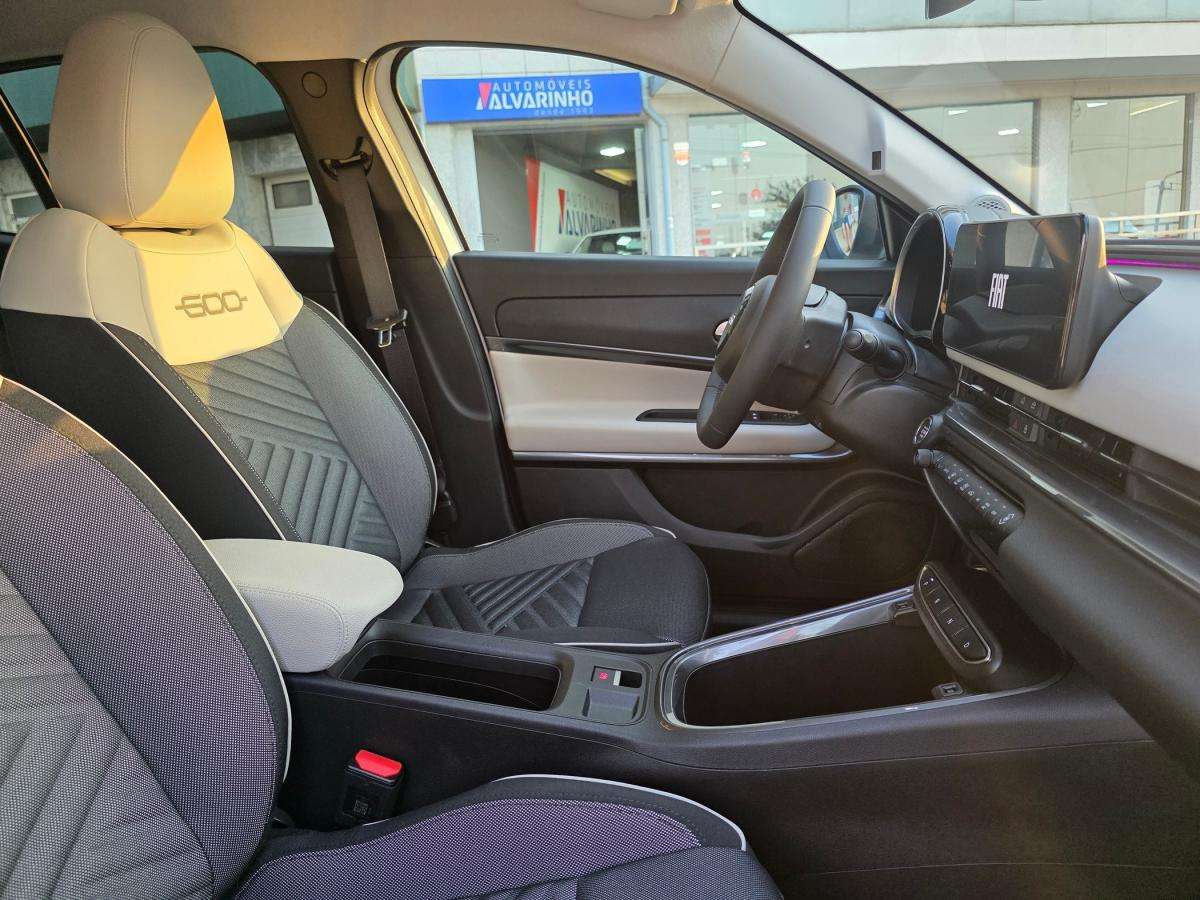 fiat-600-2026-gasolina-1199cc