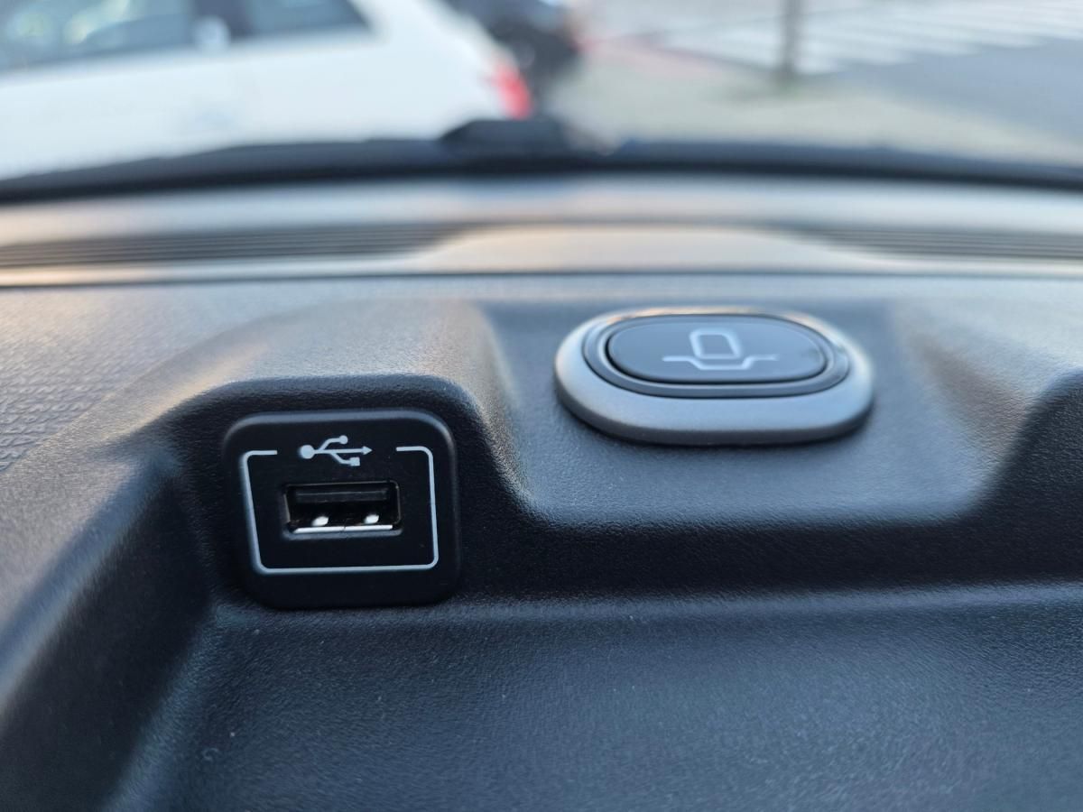 fiat-panda-2022-hibrido-a-gasolina-999cc