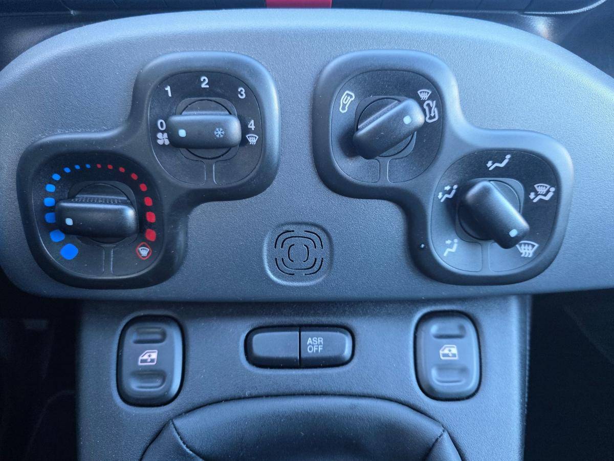 fiat-panda-2022-hibrido-a-gasolina-999cc