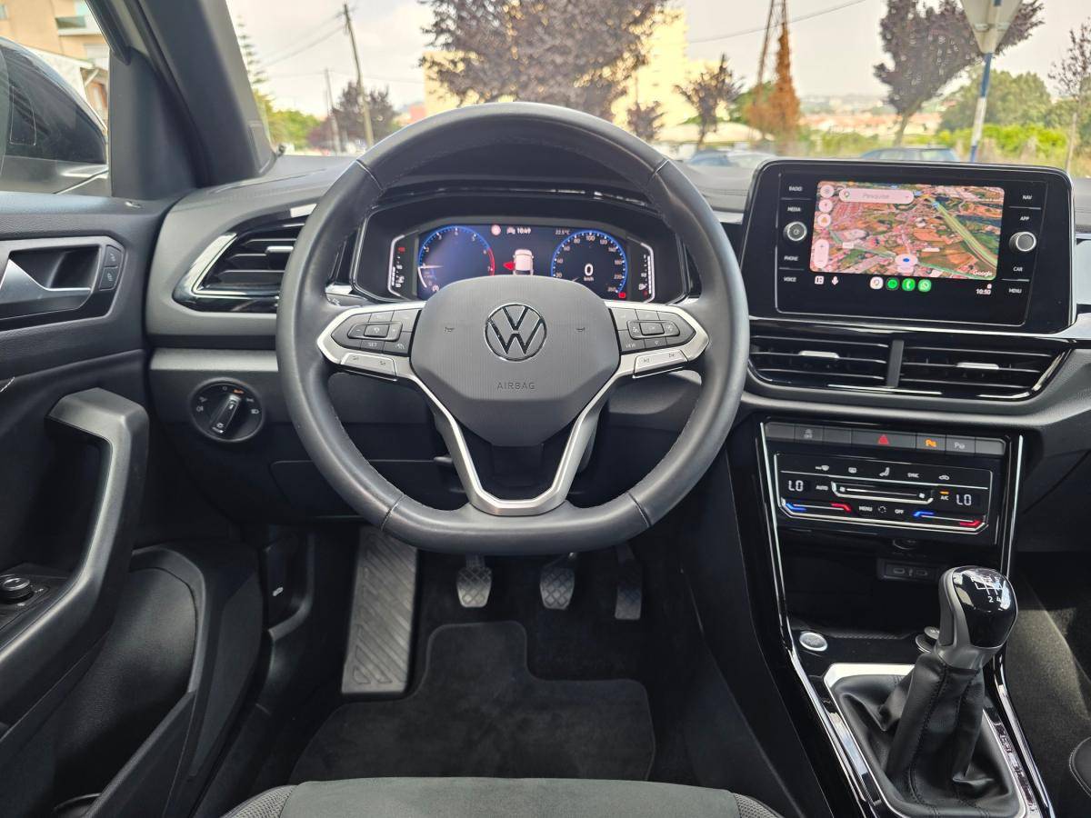 volkswagen-t-roc-2025-gasolina-999cc