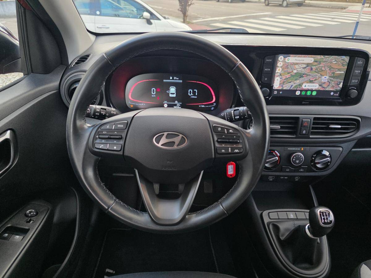 hyundai-i10-2023-gasolina-998cc