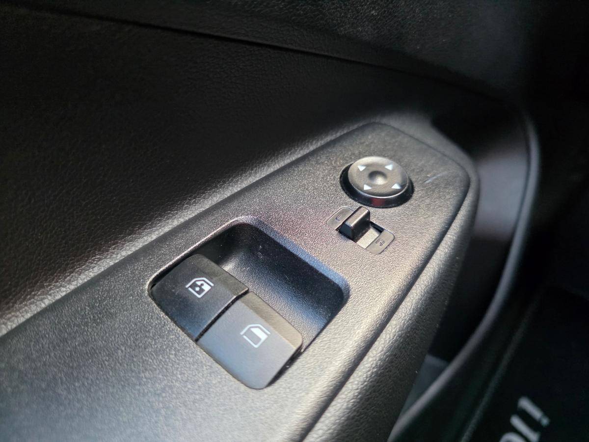 hyundai-i10-2023-gasolina-998cc