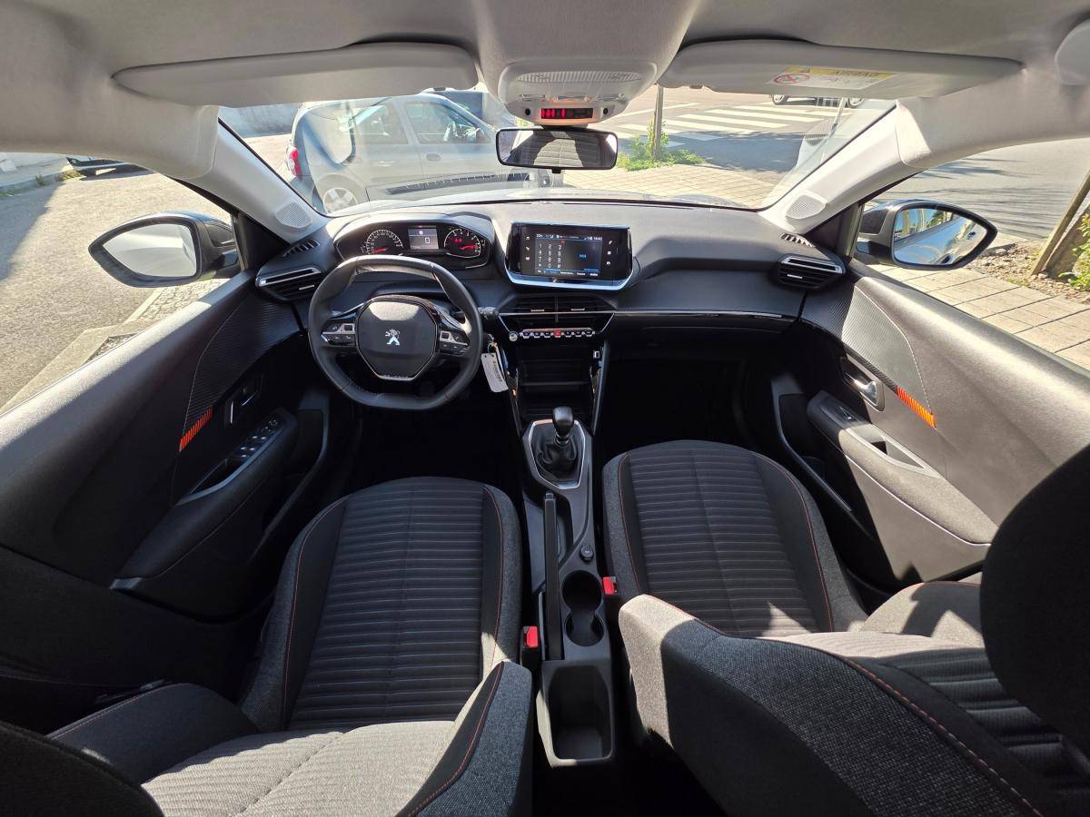 peugeot-208-2023-gasolina-1199cc