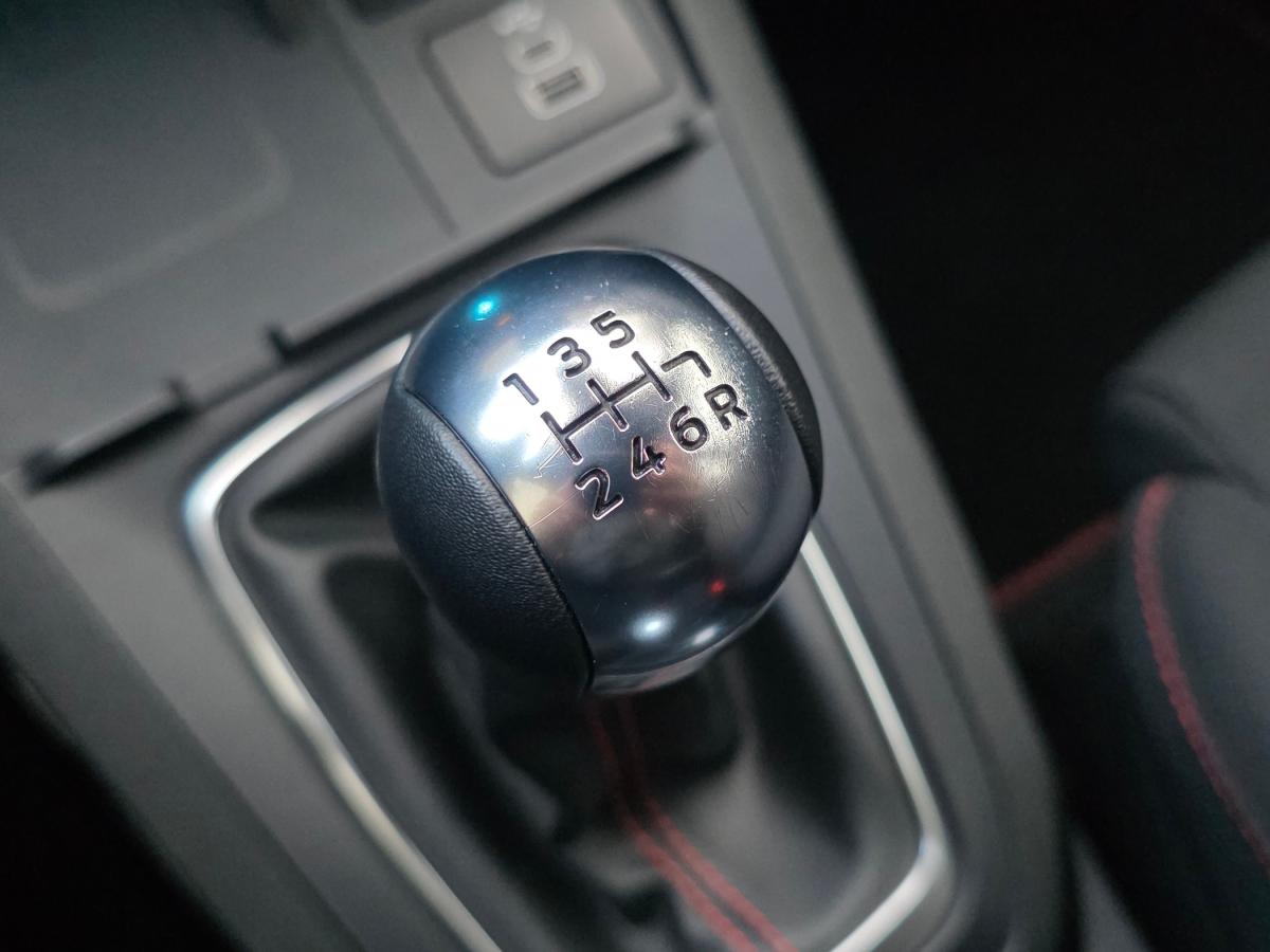 ford-puma-2025-gasolina-998cc