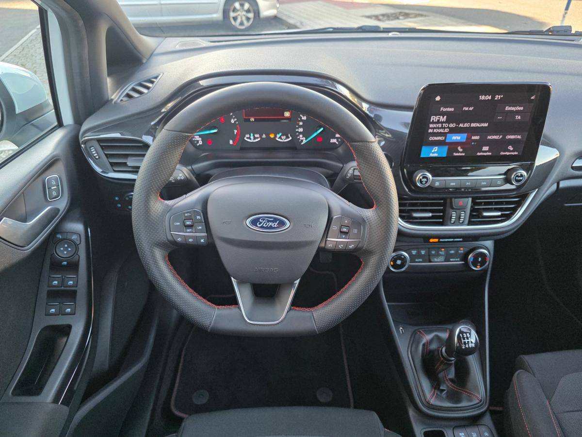 ford-fiesta-2023-gasolina-998cc