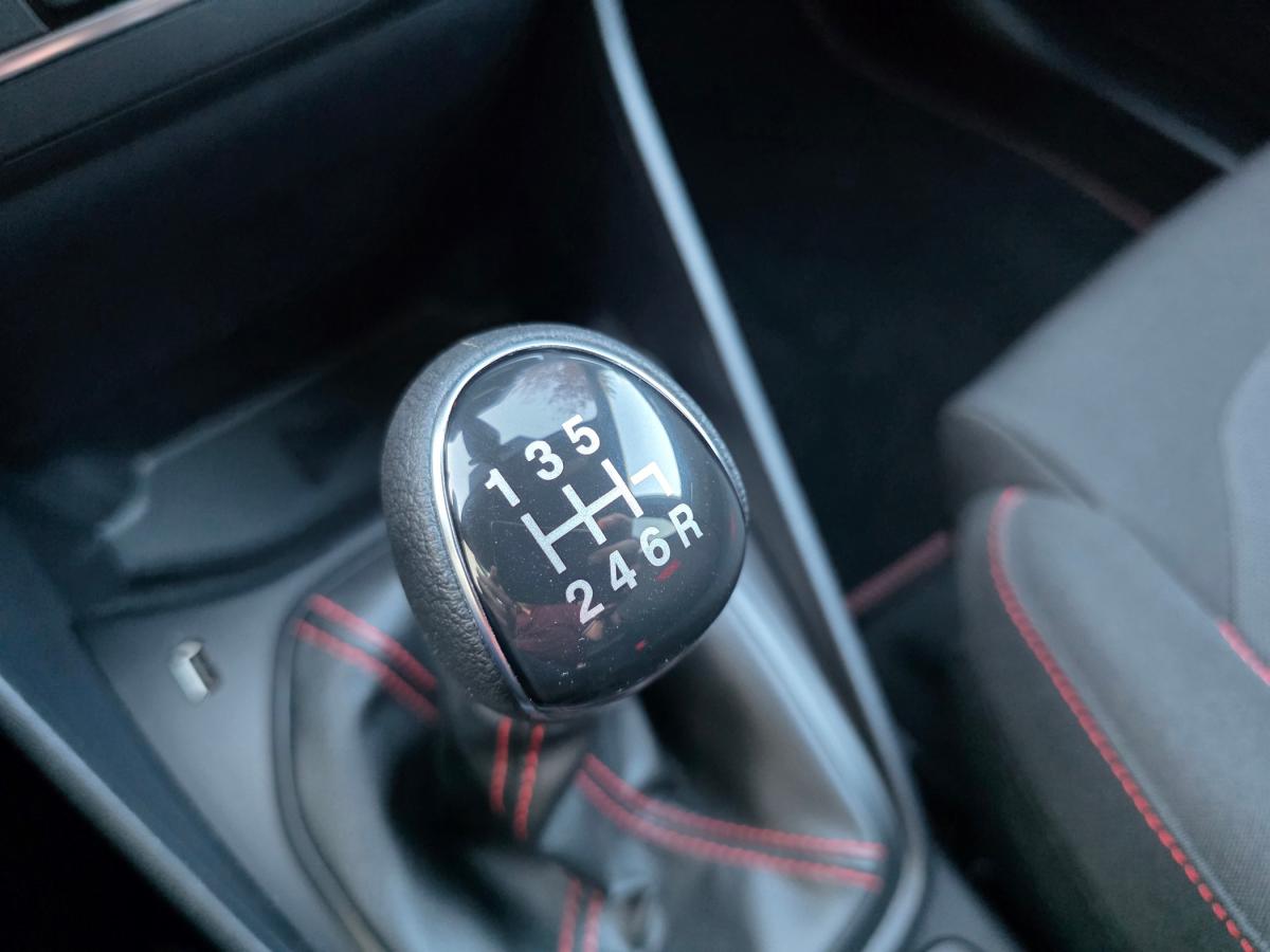 ford-fiesta-2023-gasolina-998cc