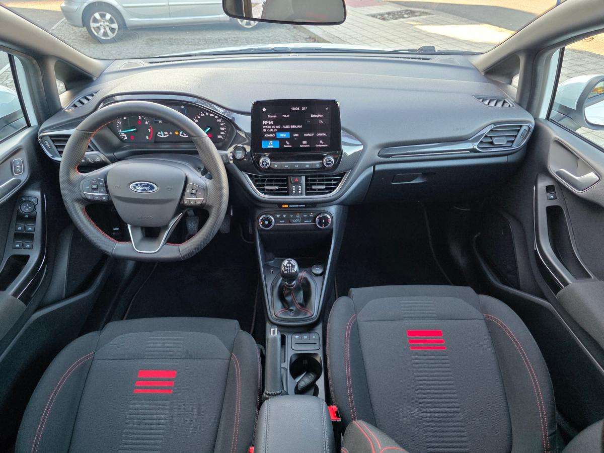 ford-fiesta-2023-gasolina-998cc