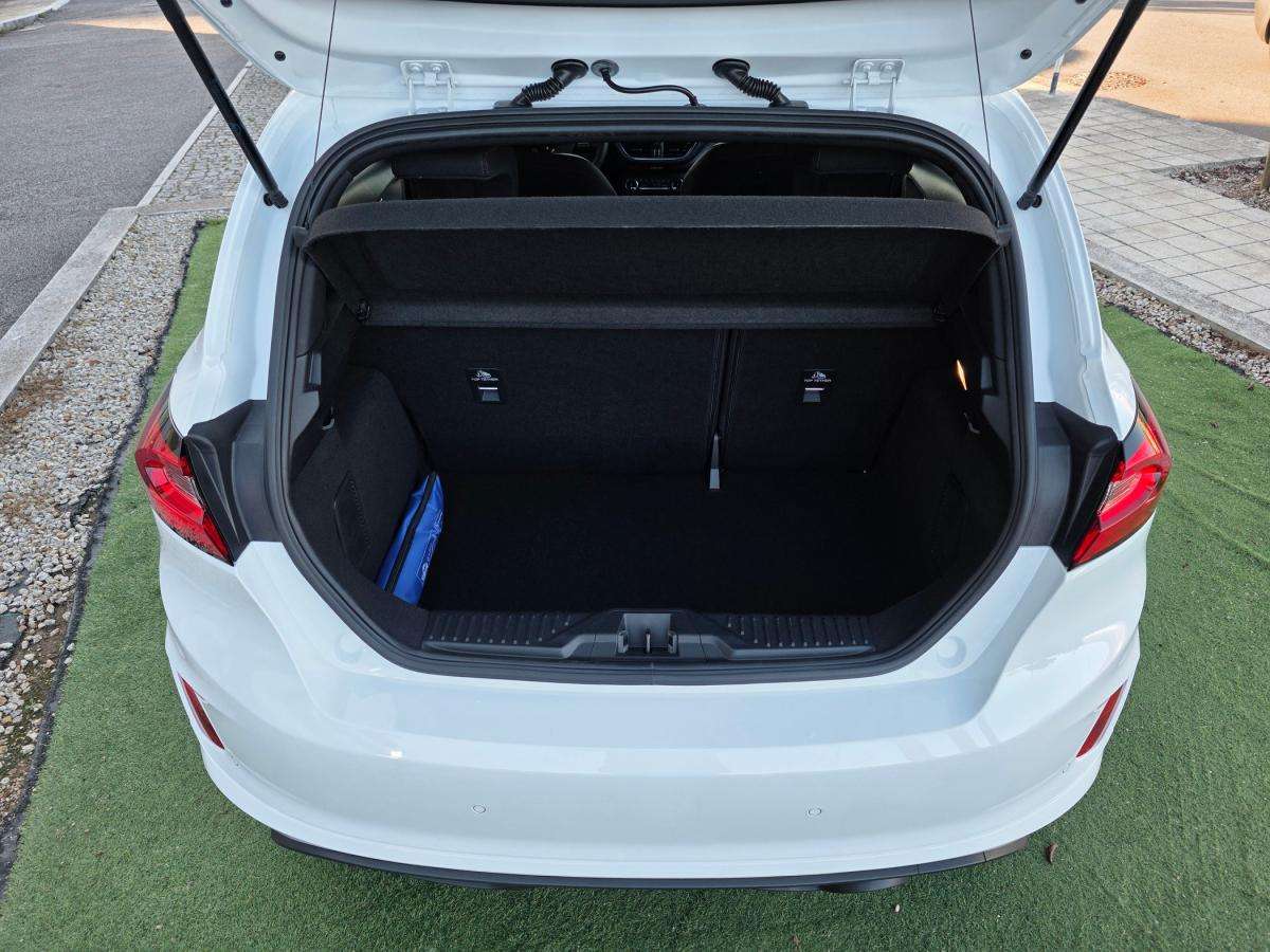 ford-fiesta-2023-gasolina-998cc