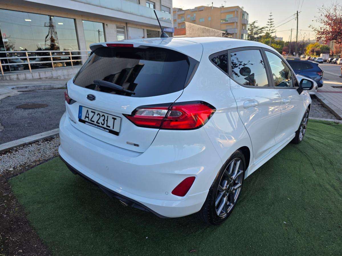 ford-fiesta-2023-gasolina-998cc