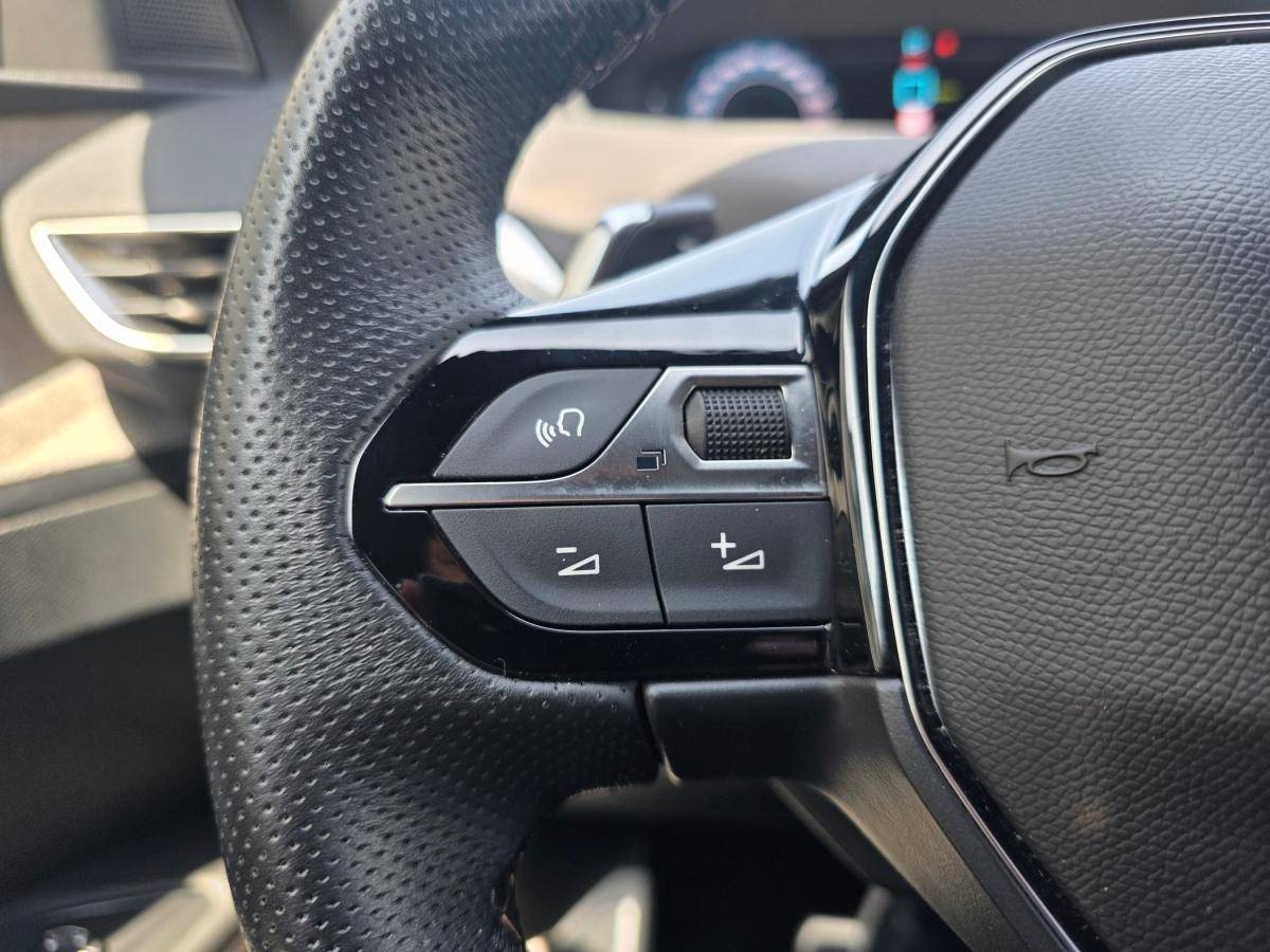 peugeot-3008-2023-hibrido-a-gasolina-1598cc