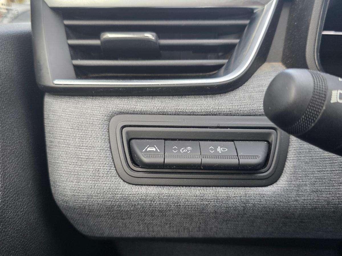 mitsubishi-colt-2024-gasolina-999cc