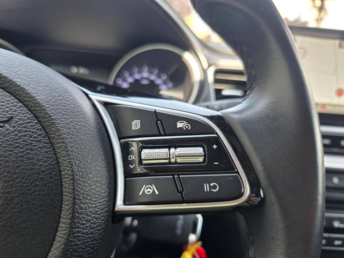 kia-xceed-2024-gasolina-998cc