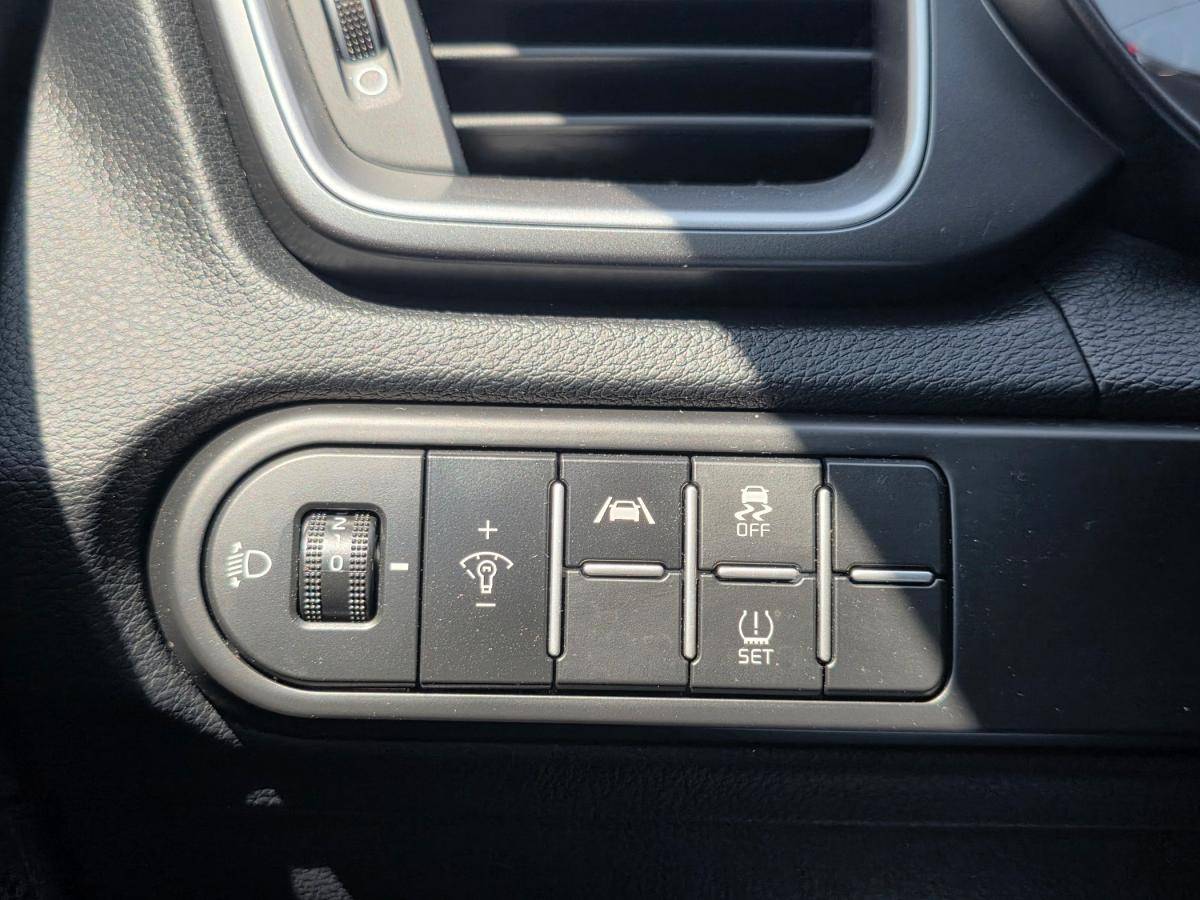 kia-xceed-2024-gasolina-998cc