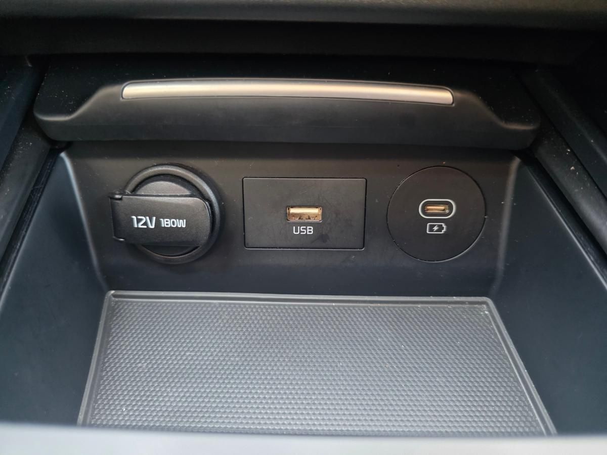 kia-xceed-2024-gasolina-998cc