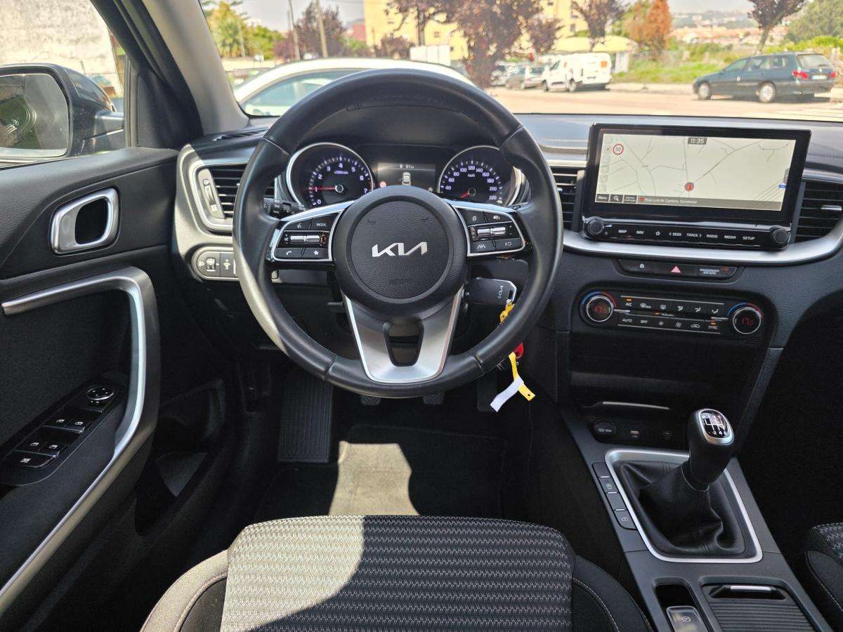 kia-xceed-2024-gasolina-998cc