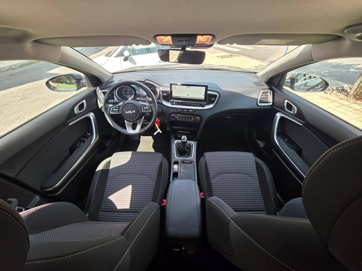 kia-xceed-2024-gasolina-998cc