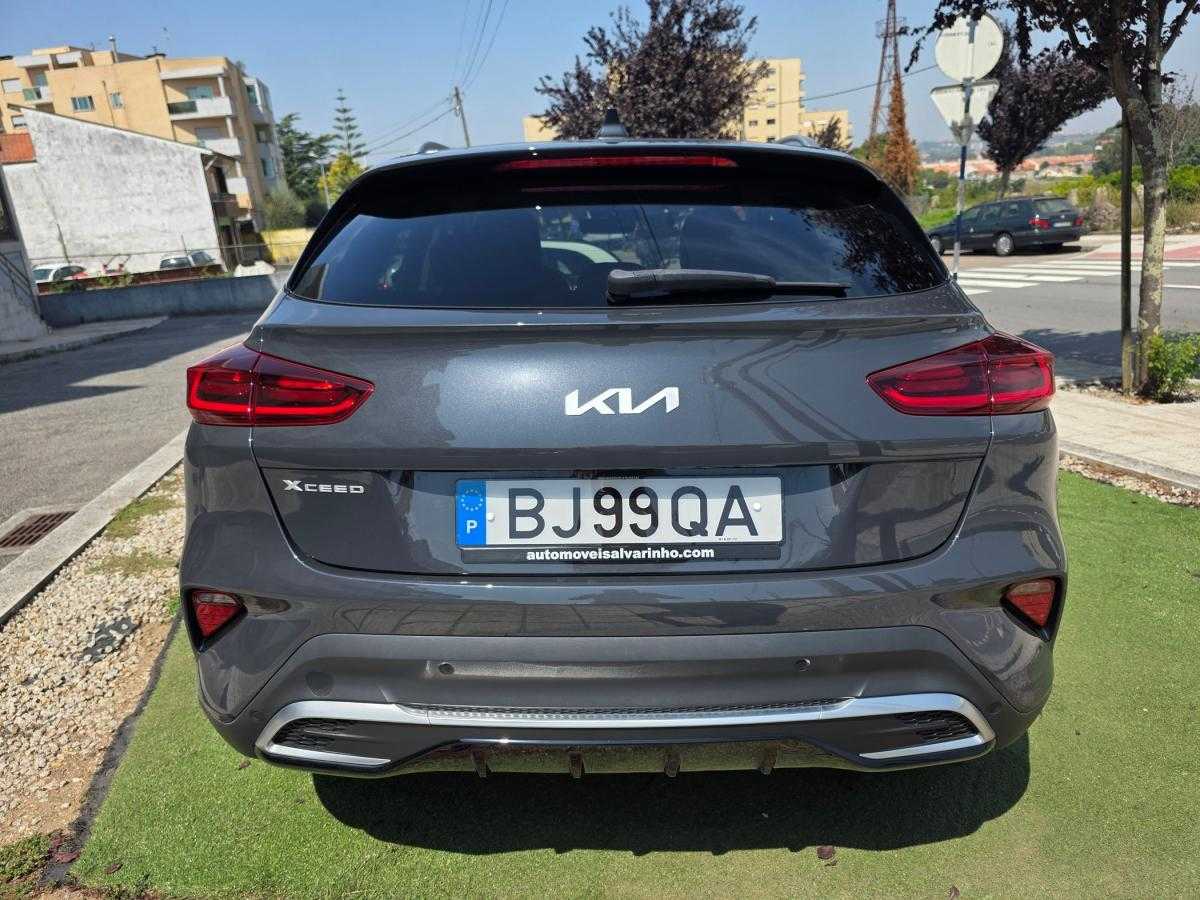 kia-xceed-2024-gasolina-998cc