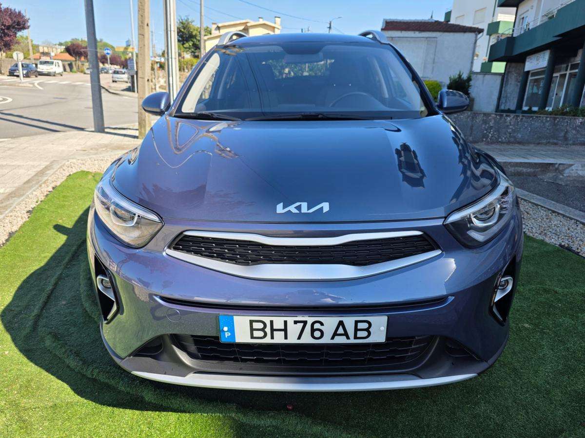 kia-stonic-2024-gasolina-1197cc