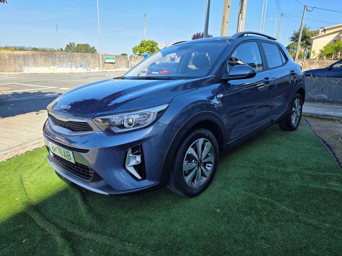 kia-stonic-2024-gasolina-1197cc