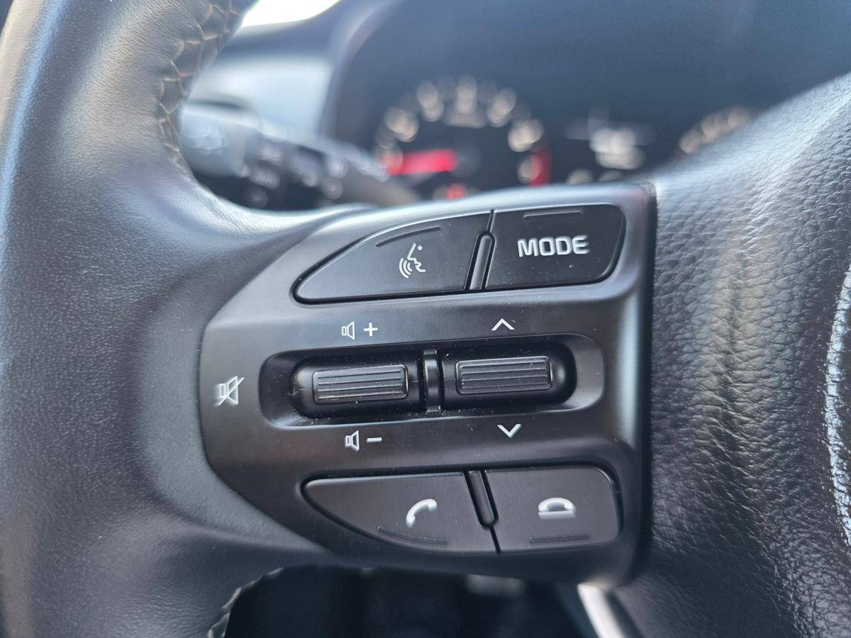 kia-stonic-2024-gasolina-1197cc