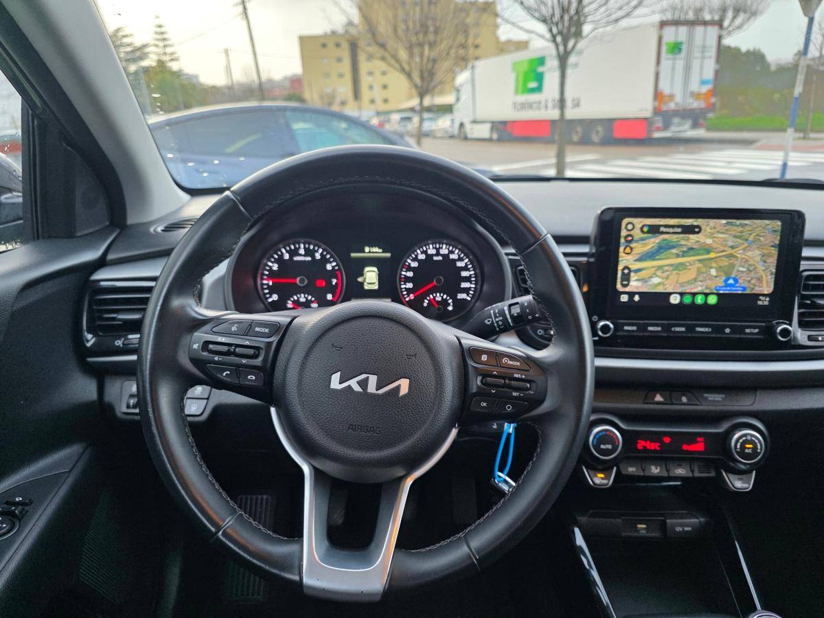 kia-rio-2022-gasolina-998cc