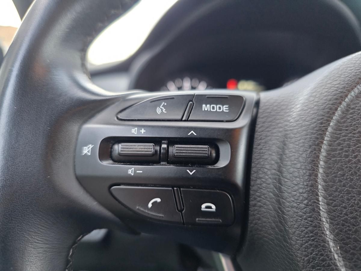 kia-rio-2022-gasolina-998cc
